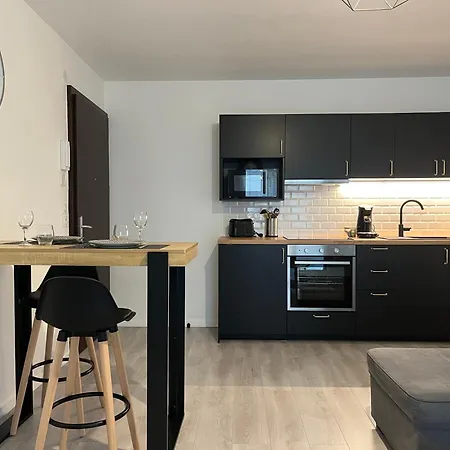 Cosy A - Parking Prive Апартаменты *