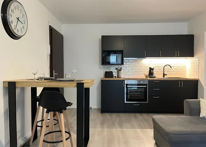 Cosy A - Parking Prive Апартаменты *